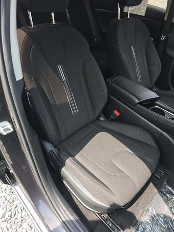 2023 Hyundai Elantra SEL - miniatura 18