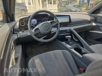 2023 Hyundai Elantra SEL – miniatura 14