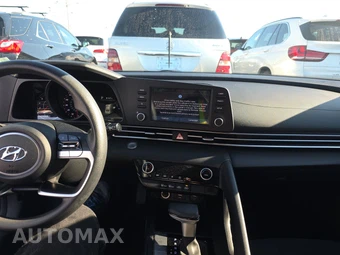 2023 Hyundai Elantra SEL - miniatura 11