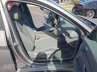 2023 Hyundai Elantra SEL - miniatura 18