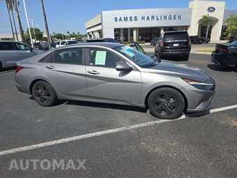 2023 Hyundai Elantra SEL - miniatura 4