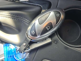 2023 Hyundai Elantra SEL - miniatura 8