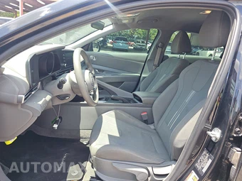 2023 Hyundai Elantra SEL - miniatura 7