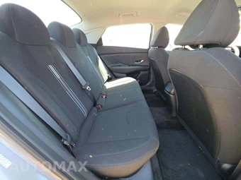 2023 Hyundai Elantra SEL - miniatura 16