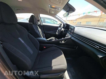2023 Hyundai Elantra SEL - miniatura 18