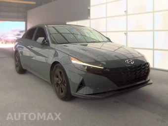 2023 Hyundai Elantra SEL - miniatura 3