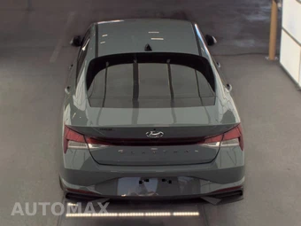 2023 Hyundai Elantra SEL - miniatura 5