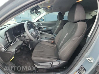 2023 Hyundai Elantra SEL - miniatura 7