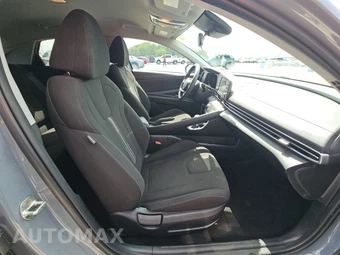 2023 Hyundai Elantra SEL - miniatura 8