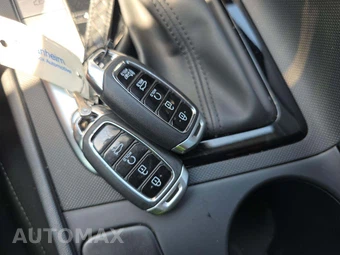 2023 Hyundai Elantra SEL - miniatura 8
