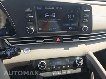 2023 Hyundai Elantra SEL - miniatura 11