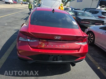 2023 Hyundai Elantra SEL - miniatura 5