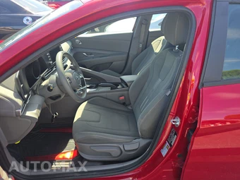 2023 Hyundai Elantra SEL - miniatura 7