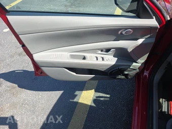 2023 Hyundai Elantra SEL - miniatura 9