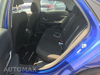 2023 Hyundai Elantra SEL - miniatura 13