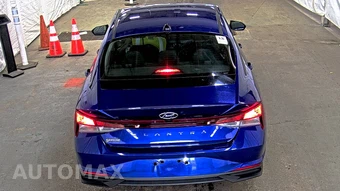 2023 Hyundai Elantra SEL - miniatura 5