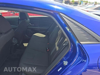 2023 Hyundai Elantra SEL - miniatura 13