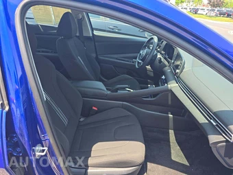 2023 Hyundai Elantra SEL - miniatura 18