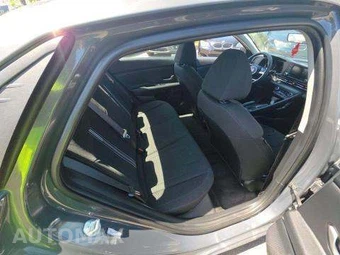 2023 Hyundai Elantra SEL - miniatura 17