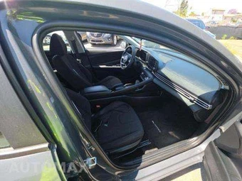 2023 Hyundai Elantra SEL - miniatura 19