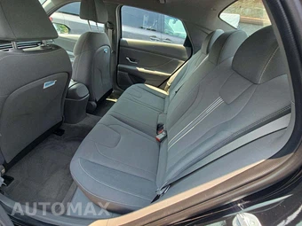 2023 Hyundai Elantra SEL - miniatura 13