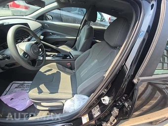 2023 Hyundai Elantra SEL - miniatura 6