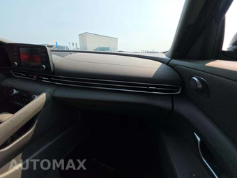 2023 Hyundai Elantra SEL - miniatura 19