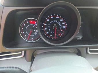 2023 Hyundai Elantra SEL - miniatura 9