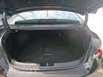 2023 Hyundai Elantra SEL - miniatura 14