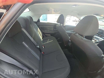 2023 Hyundai Elantra SEL - miniatura 16