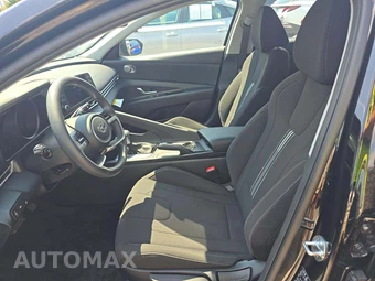 2023 Hyundai Elantra SEL - miniatura 6