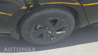 2023 Hyundai Elantra SEL - miniatura 21