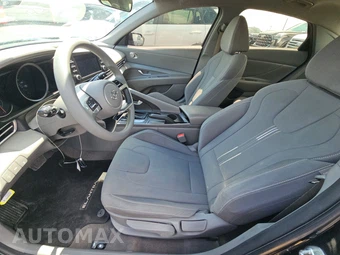 2023 Hyundai Elantra SEL - miniatura 7