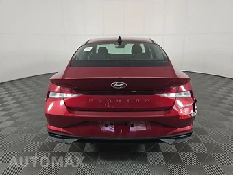 2023 Hyundai Elantra SEL - miniatura 5
