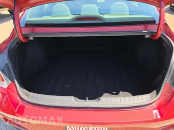2023 Hyundai Elantra SEL - miniatura 14