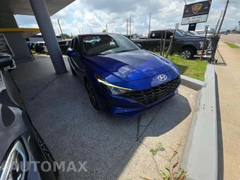 2023 Hyundai Elantra SEL - miniatura 4