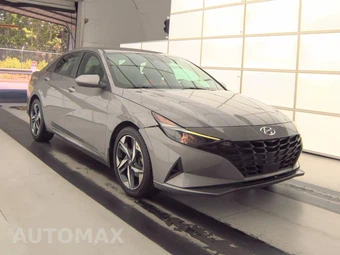 2023 Hyundai Elantra SEL – miniatura 3