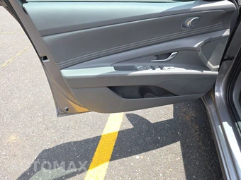 2023 Hyundai Elantra SEL – miniatura 9