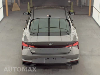 2023 Hyundai Elantra SEL - miniatura 5