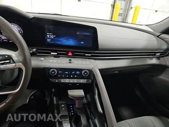 2023 Hyundai Elantra SEL - miniatura 11