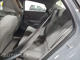2023 Hyundai Elantra SEL - miniatura 13