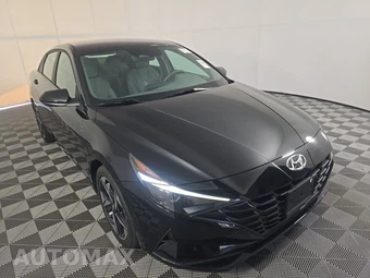 2023 Hyundai Elantra SEL - miniatura 3