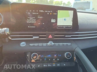 2023 Hyundai Elantra SEL - miniatura 10