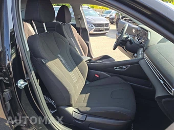 2023 Hyundai Elantra SEL - miniatura 18