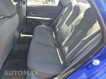 2023 Hyundai Elantra SEL - miniatura 13