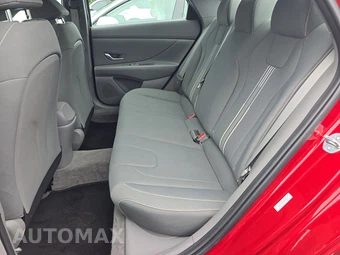 2023 Hyundai Elantra SEL - miniatura 13