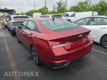 2023 Hyundai Elantra SEL - miniatura 6