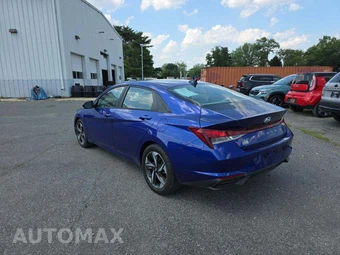 2023 Hyundai Elantra SEL - miniatura 2