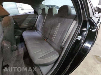 2023 Hyundai Elantra SEL - miniatura 13