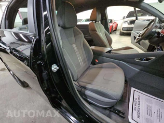 2023 Hyundai Elantra SEL - miniatura 18